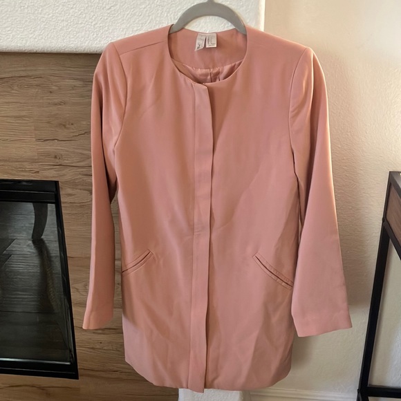 NWOT FOREVER 21 EXCLUSIVE PINK LONG BLAZER SIZE S - Picture 1 of 6